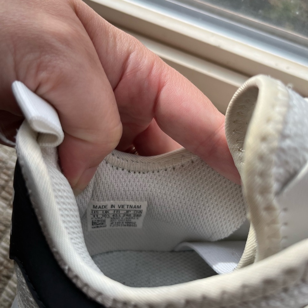 Adidas White and Black Athletic Shoes - Picture 7 of 7